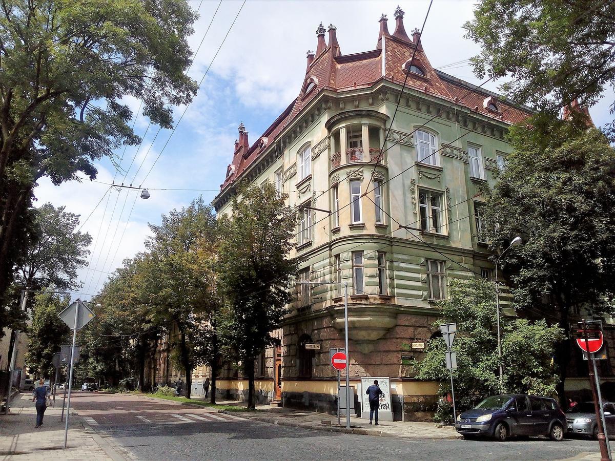 The Georgehouse Hostel Lviv Exterior foto